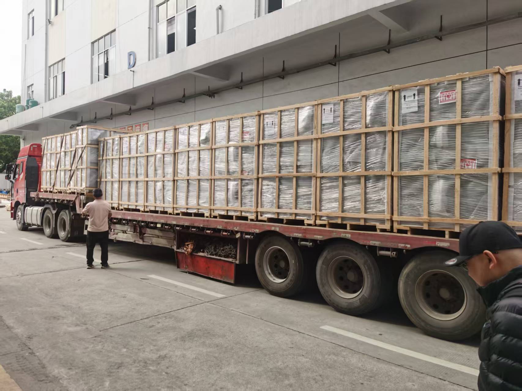 新疆恒溫恒濕柜項(xiàng)目案例：科技創(chuàng)新助力珍貴文物與精密儀器保護(hù)案例圖片